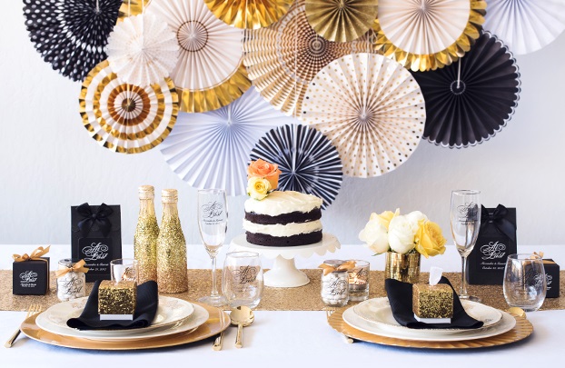 Glam Gold and Black wedding decoration ideas