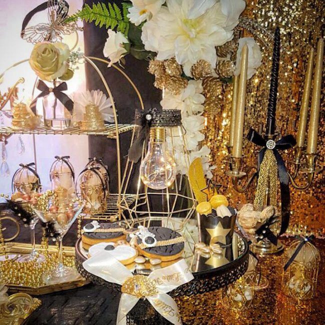 Chic Gatsby Themed Wedding Decorations