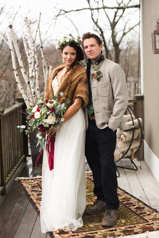 Romantic-Winter-Rustic-Wedding-Bride-Bouquet