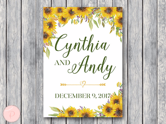 Summer-Sunflower-Personalized-Welcome-Wedding-Sign