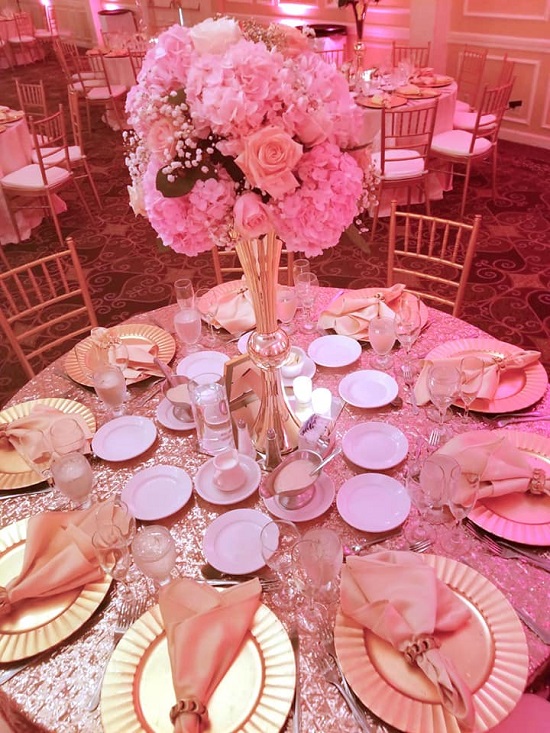 rose gold and blush wedding table